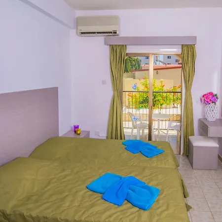 Apart Otel Windmills Protaras